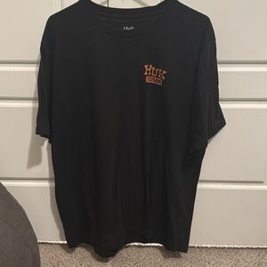 men’s HUK t-shirt XL